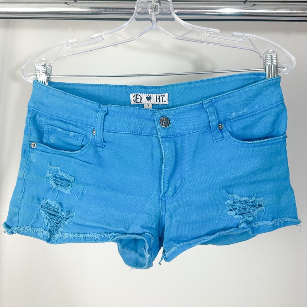Hot Topic Distressed Blue Denim Shorts (Size 7)